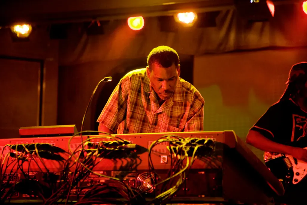 Bloc Weekend 2009 — documentary, event and music photograph in Minehead, Somerset, UK, frame 42 of 114.